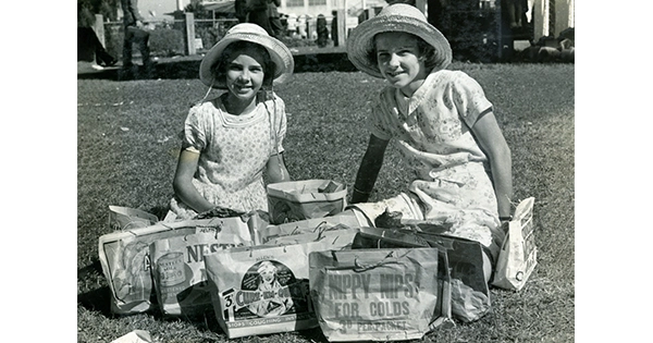 Girls with showbags
