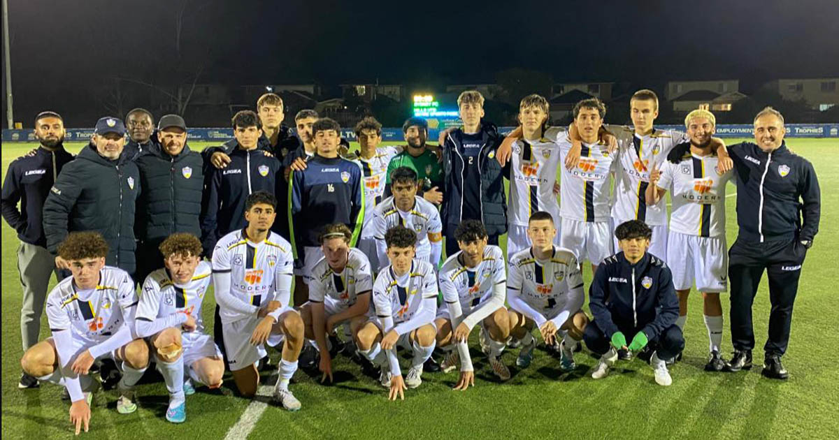 Smith Brace Keeps Hills United on Top Smith Brace Keeps Hills United on Top - Smith Brace Keeps Hills United on Top Smith Brace Keeps Hills United On Top