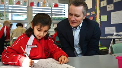 Albanese Government Delivers Quality Teachers Program