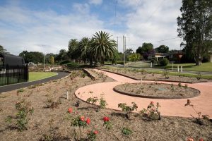 HSC: Rose Garden renamed in honour of Queen Elizabeth II HSC: Rose Garden renamed in honour of Queen Elizabeth II - HSC: Rose Garden renamed in honour of Queen Elizabeth II Roxborough Park Rose Garden