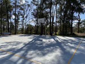 A half-court basketball at the Withers Road Reserve © Dr Peter Gangemi 