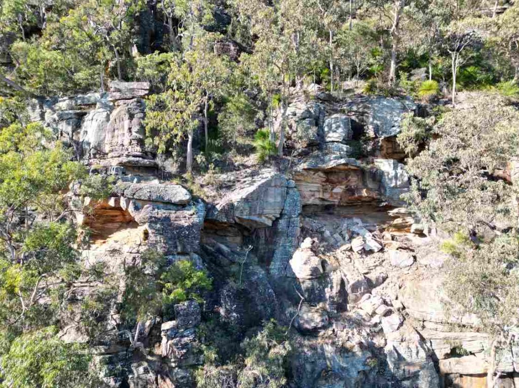 Cliffside rockfall