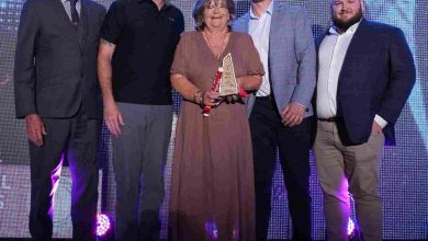 Business of the Year Award winner The Y Hawkesbury Oasis with Mayor Les Sheather at the Hawkesbury Local Business Awards
