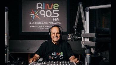 Hit Mix at Alive