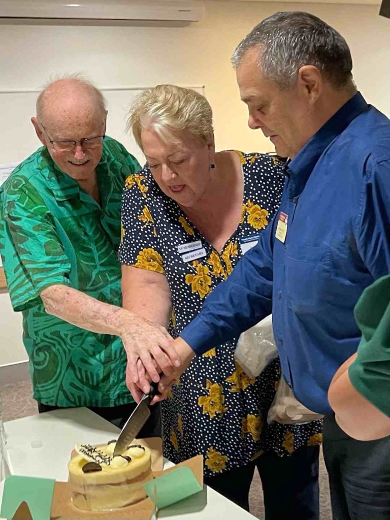 Hawkesbury Valley Toastmasters cake cutting