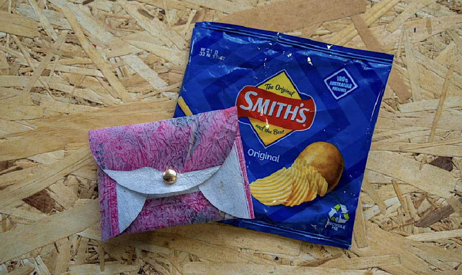 Make Your Own Recycled Plastic Purse