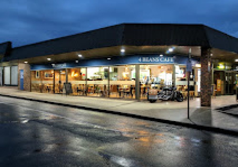 4 Beans Café